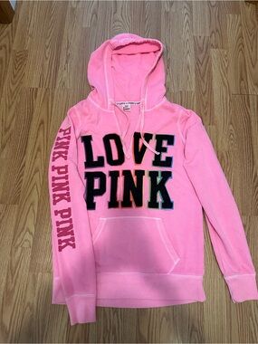 Victoria’s Secret Pink Vintage Rainbow Ombre V Neck Hoodie M